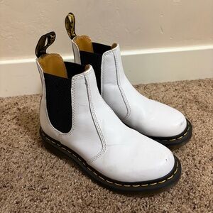 Dr Doc Martens 2976 Leather Chelsea Boots, White, Womens Size 5